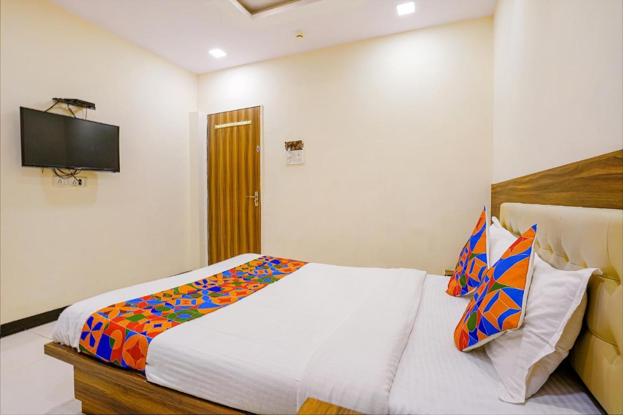 Fabexpress Galaxy Inn มุมไบ ภายนอก รูปภาพ